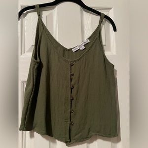 Dark green cropped tank